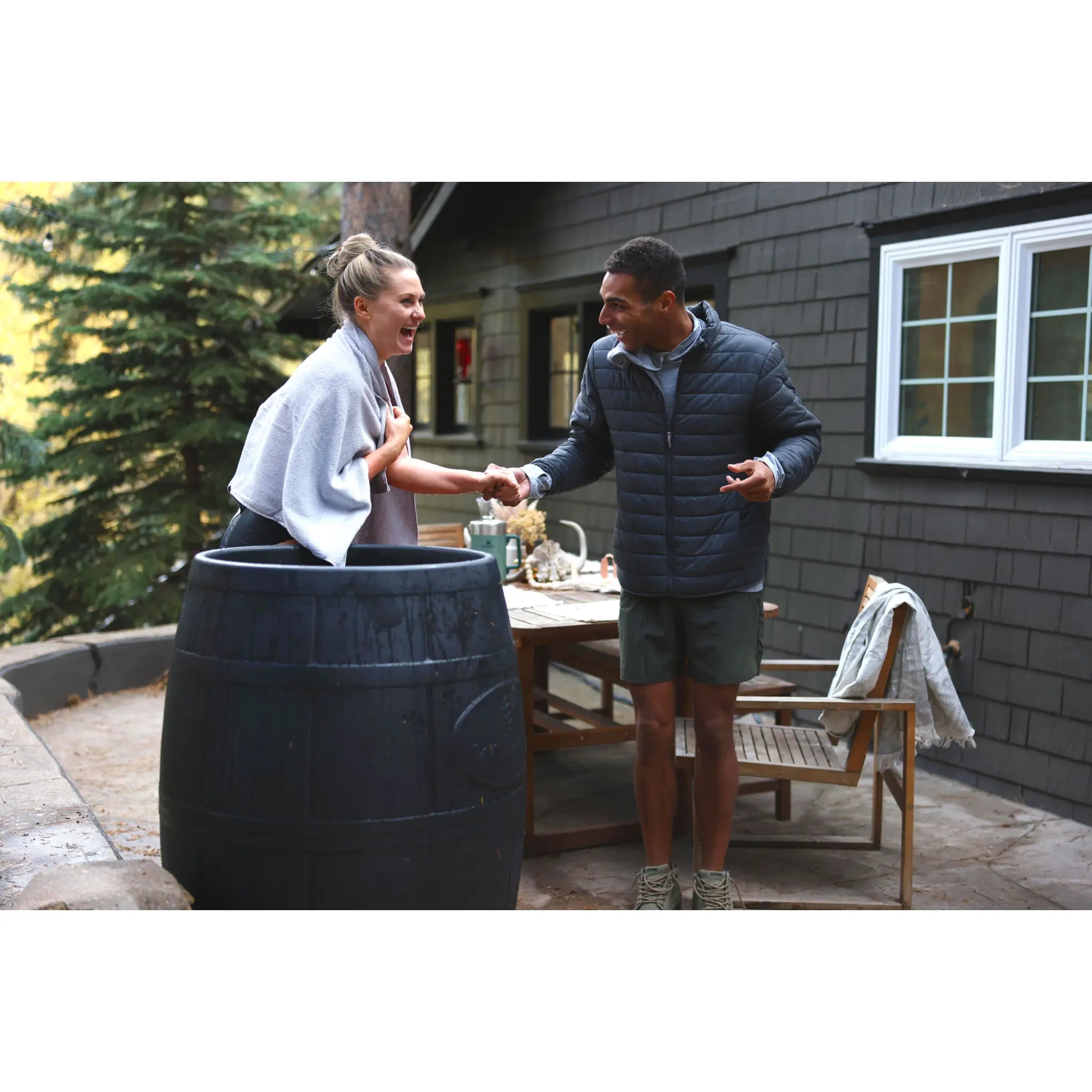 Ice Barrel 400 - Ice Bath Bundle (Steps & Lid Included)