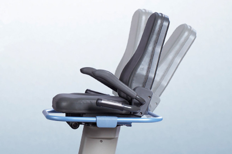 Nustep t5xr recumbent cross trainer with a reclining seat and adjustable handles for safe clinical rehabilitation sessions.