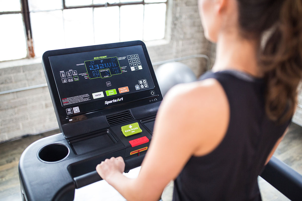 SportsArt Verde Treadmill G690 Eco-Powr heavy duty treadmill designed for commercial gym training