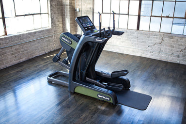 SportsArt G886 Verso Status Eco-Powr a durable cross trainer machine for efficient, eco-friendly workouts.